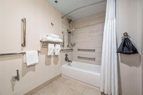 DoubleTree By Hilton Hotel Tucson-Reid Park image 18