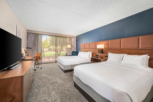 DoubleTree By Hilton Hotel Tucson-Reid Park image 4