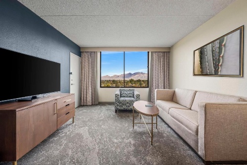 DoubleTree By Hilton Hotel Tucson-Reid Park image 6